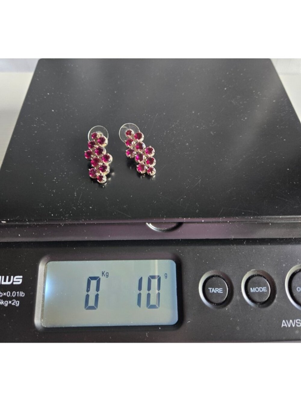 Pierced Genuine Garnet one-inch cluster drop Earrings New - Picture 6 of 6